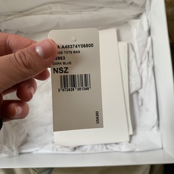 Blue caviar chanel tote - Picture 10 of 16